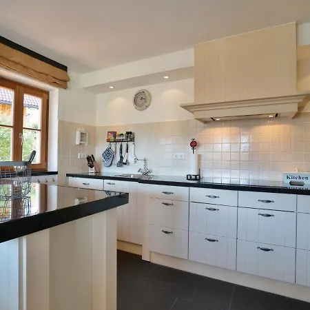 Opulent Chalet In Mauterndorf With Whirlpool And Sauna * 마우어테른도르프