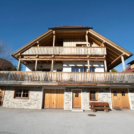 Opulent Chalet In Mauterndorf With Whirlpool And Sauna *